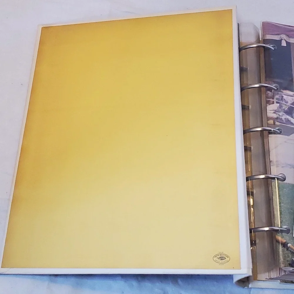 Vintage 1960's Better Homes and Garden NEW GARDEN BOOK Ring Binder